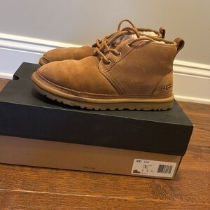 UGG neumel boots size 7